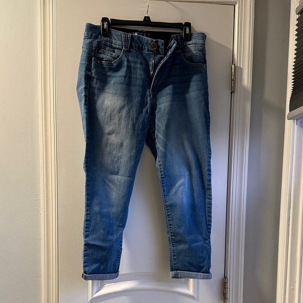 Democracy Women’s Cropped Jeans